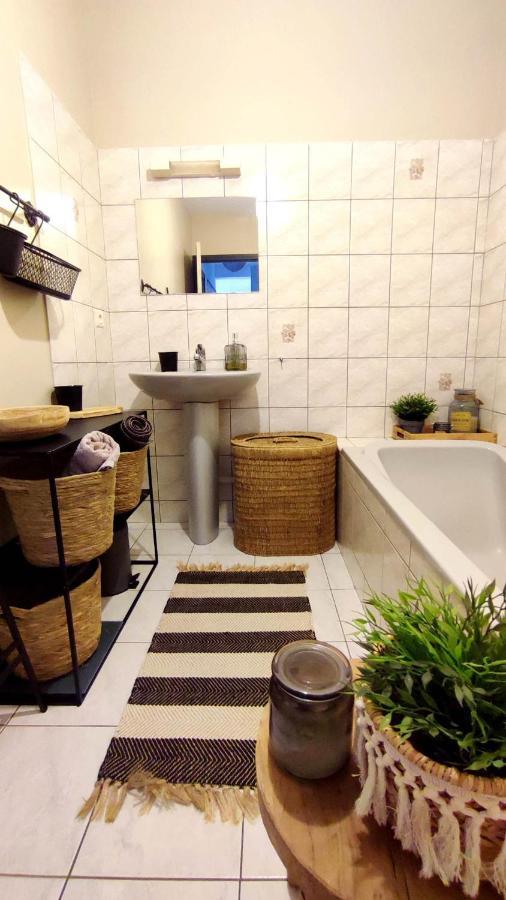 Apartamento Un Nid D'Amour Ruoms Exterior foto