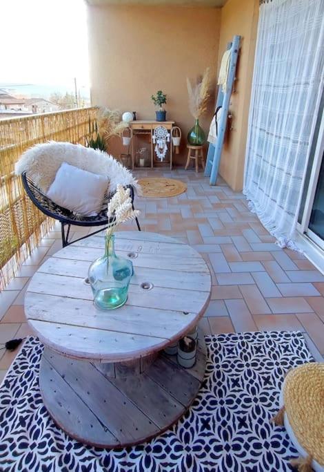 Apartamento Un Nid D'Amour Ruoms Exterior foto