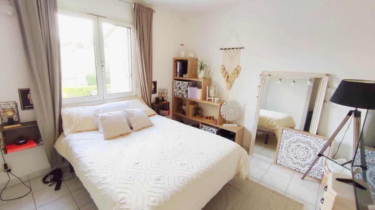 Apartamento Un Nid D'Amour Ruoms Exterior foto